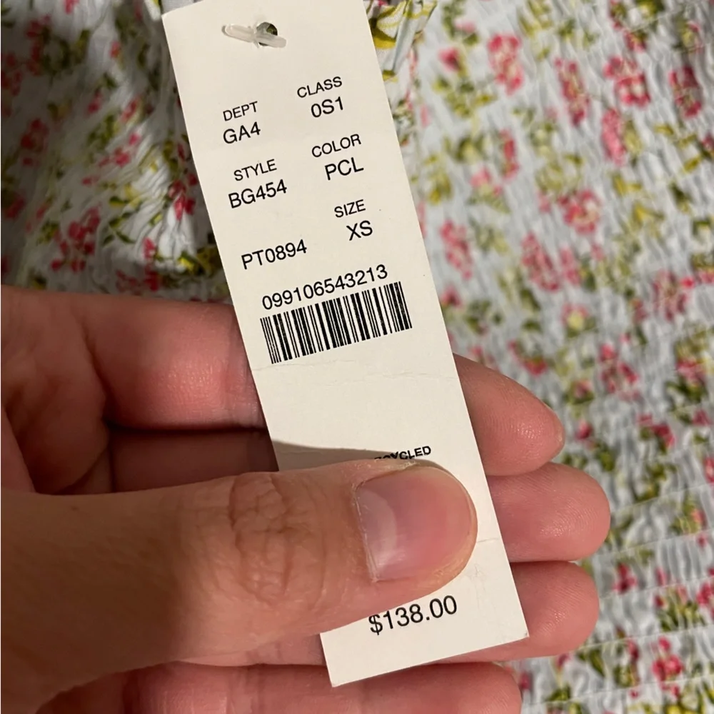 Jcrew Short Sleeve Smocked Maxi Dress in Meadow Floral - Picture 3 of 4